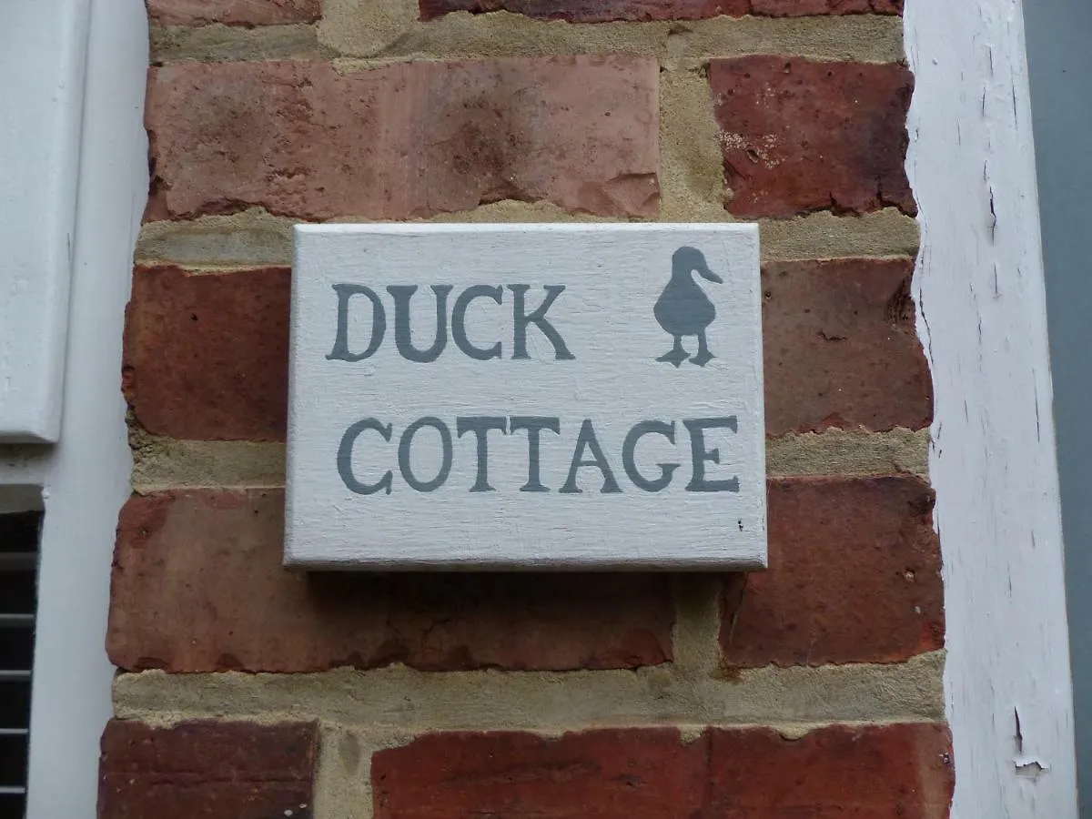 بيت للعطل Duck Cottage ثيرسك